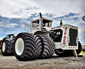 big-bud-farm-tractor-to-arrive-in-kalispell-next-month-english.jpeg