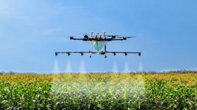 drone-technology-takes-flight-revolutionizing-crop-monitoring-and-spraying-english.jpeg