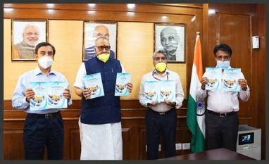 fisheries-minister-releases-beneficiary-booklet-on-pradhan-mantri-matsya-sampada-yojana-marathi.jpeg