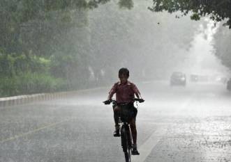 imd-warns-of-heavy-to-extremely-heavy-rain-in-several-states-english.jpeg