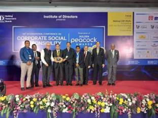 Swaraj Tractors wins Golden Peacock Award for CSR Excellence swaraj-tractors-wins-golden-peacock-award-for-csr-excellence-english.jpeg