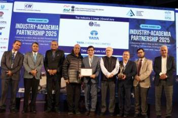 tata-chemicals-wins-cii-award-for-industry-academia-randd-ties-english.jpeg