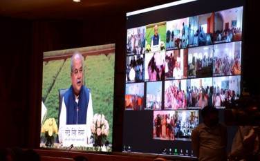 union-agriculture-minister-virtually-addresses-farmers-from-across-the-country-at-the-fasal-bima-pathshala-english.jpeg